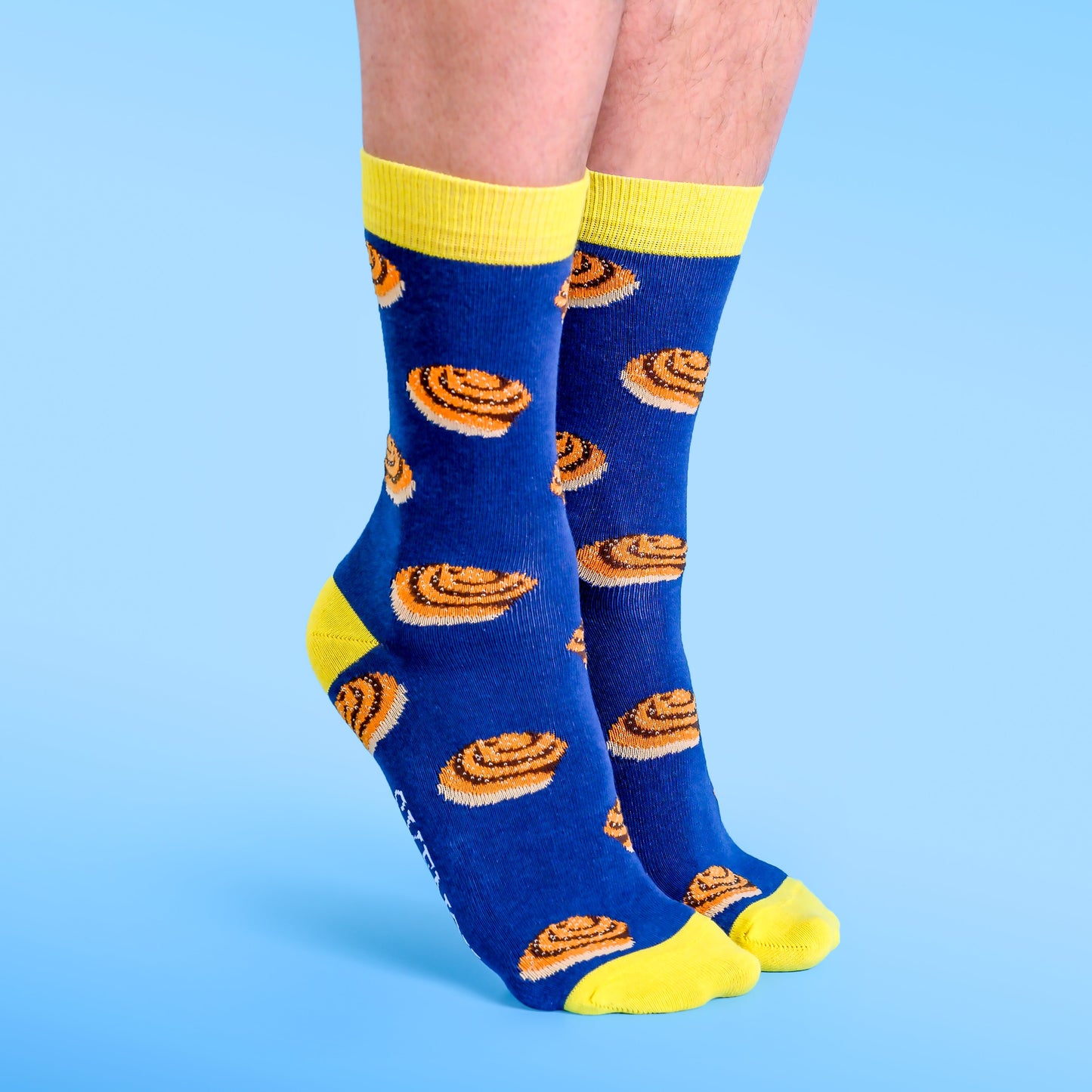 Ronald – Gemusterte Herrensocken mit Zimtschnecken