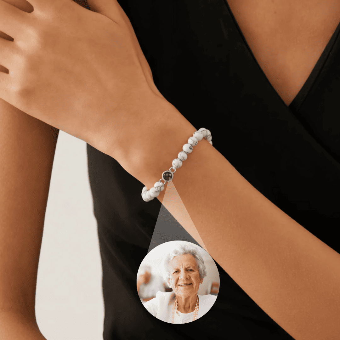 Claire – Damenarmband mit personalisierten Perlen und Foto