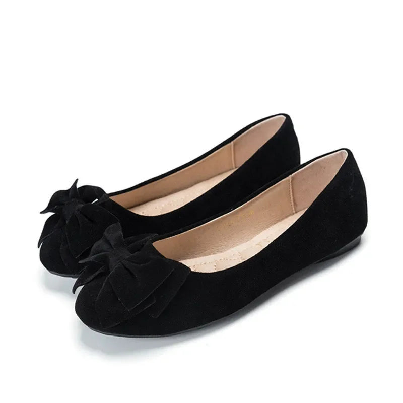 Emma – Bequeme und Stilvolle Damen-Slipper mit Schleife