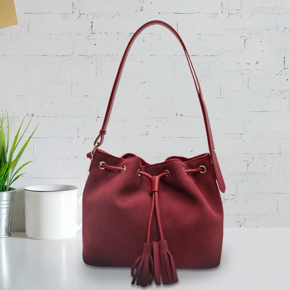 Joan – Damen-Wildleder-Bucket-Bag mit Quaste