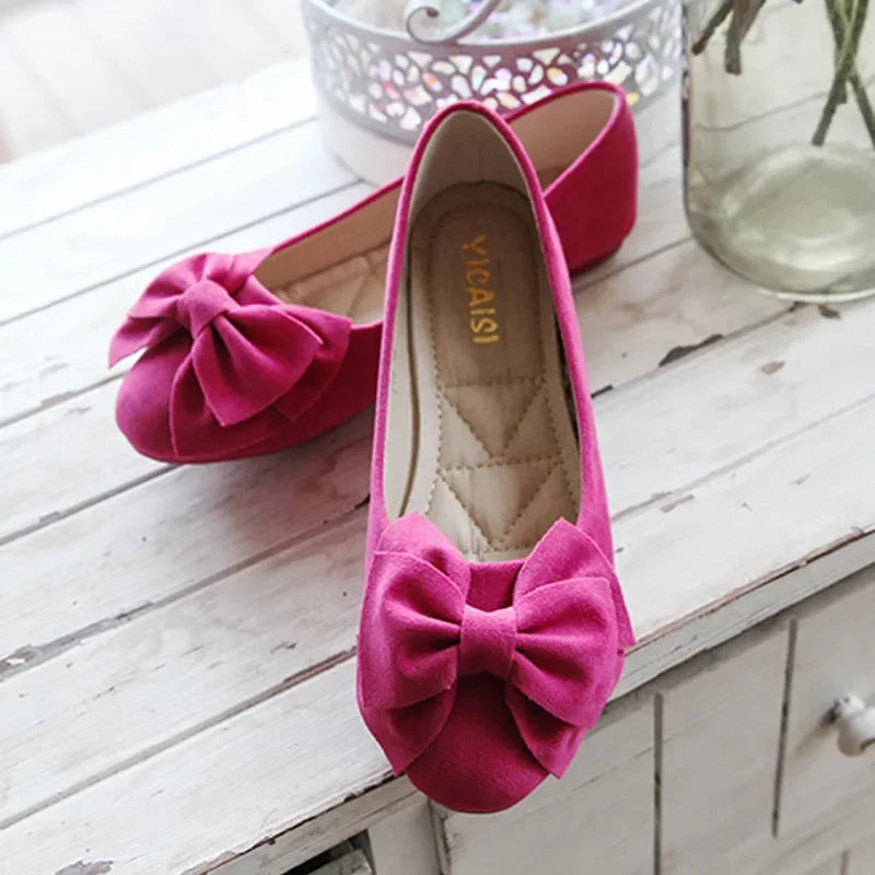 Emma – Bequeme und Stilvolle Damen-Slipper mit Schleife