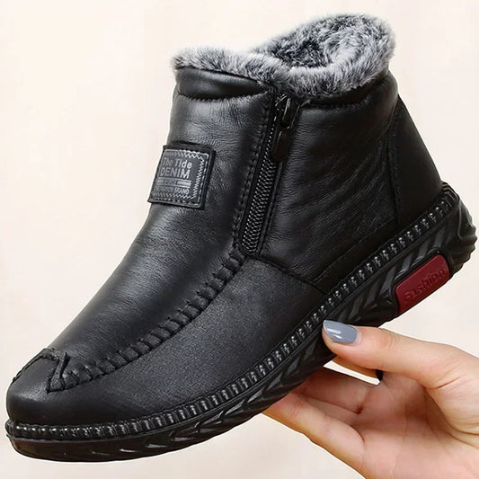 Charlotte – Plüschige Damen Schneestiefel, stilvoll & warm