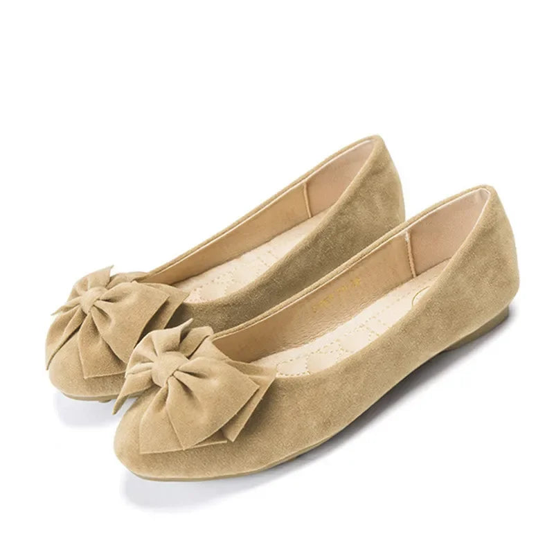 Emma – Bequeme und Stilvolle Damen-Slipper mit Schleife