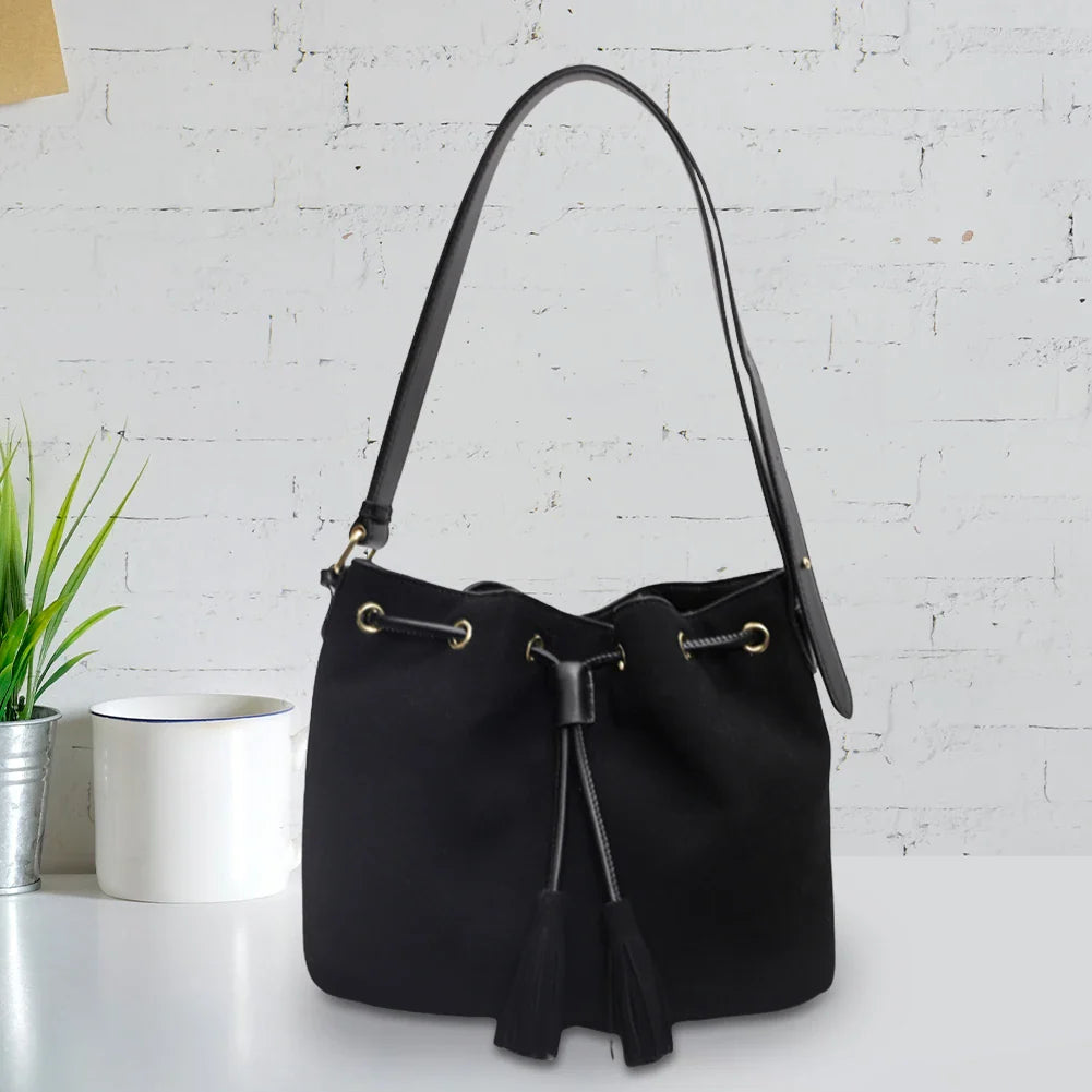 Joan – Damen-Wildleder-Bucket-Bag mit Quaste