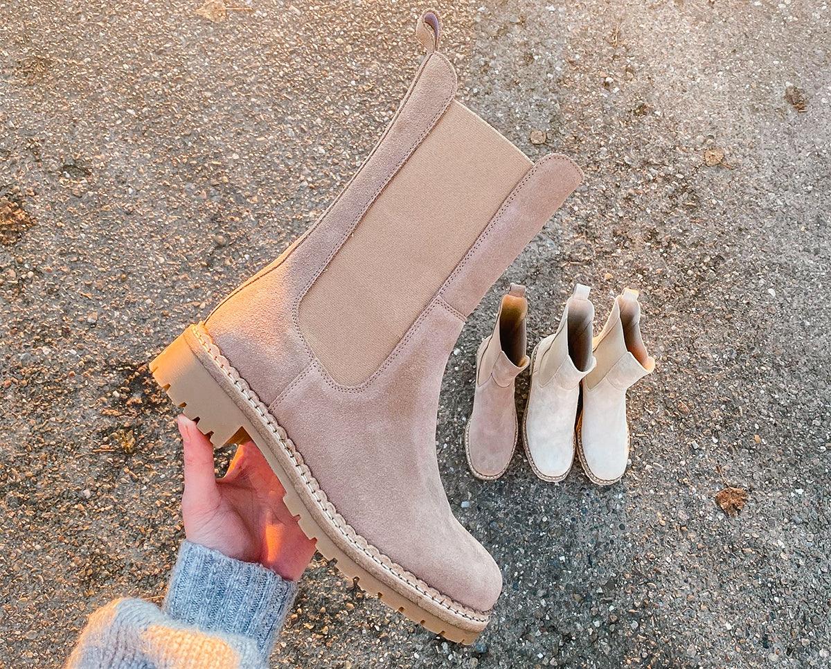 Julia – Damen Taupe Wildleder Hoher Chelsea Boot mit Natürlicher Sohle