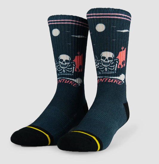 Amy – Unisex Socken mit Totenkopf-Muster